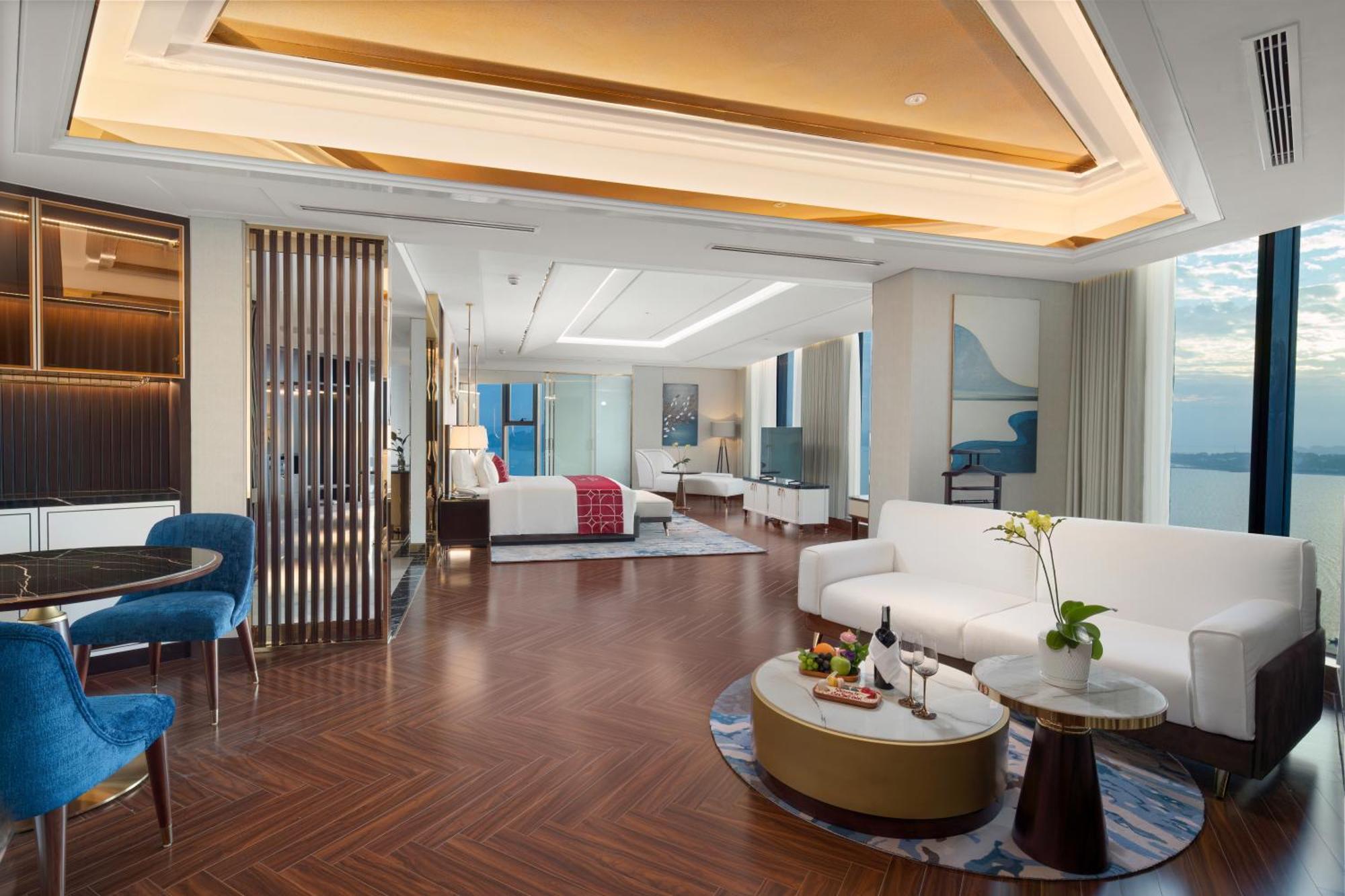 Radisson Blu Ha Long Bay Hotel Екстериор снимка