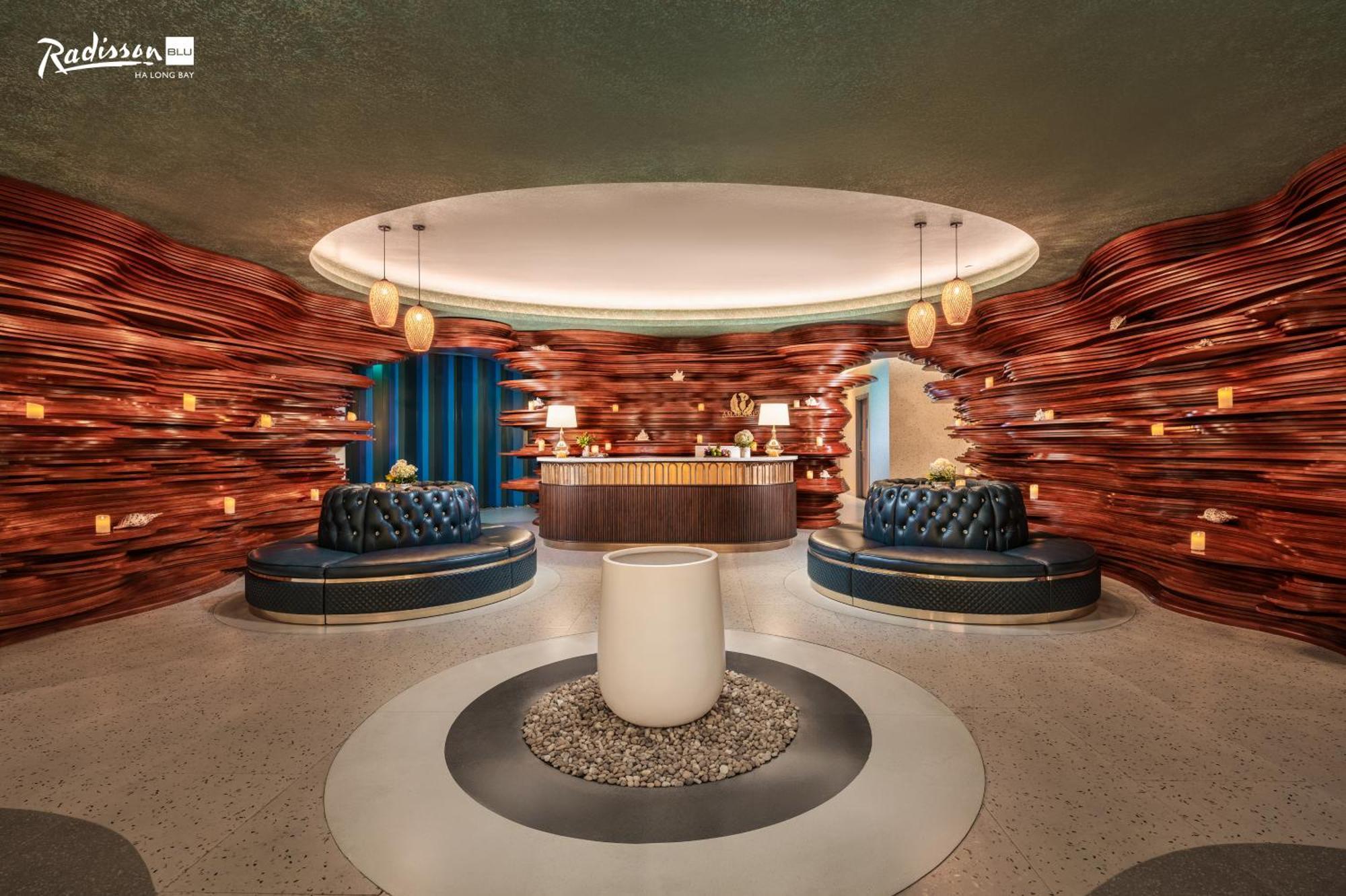 Radisson Blu Ha Long Bay Hotel Екстериор снимка