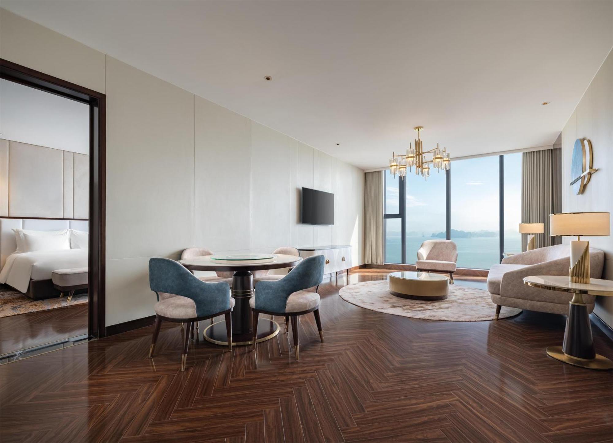 Radisson Blu Ha Long Bay Hotel Екстериор снимка
