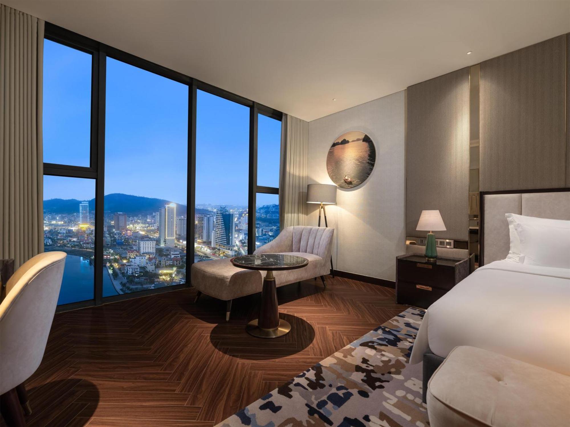 Radisson Blu Ha Long Bay Hotel Екстериор снимка